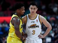 开云体育官方-新疆男篮外援助球队取胜，表现抢眼