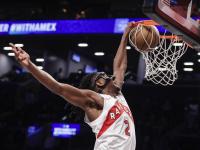 开云体育入口-关于勇士客场力克猛龙，取得胜利的信息