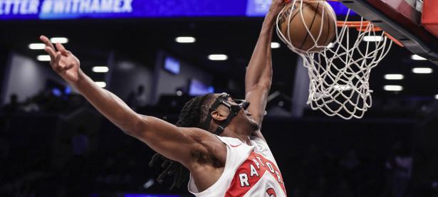 开云体育入口-关于勇士客场力克猛龙，取得胜利的信息