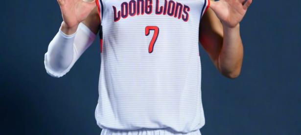 开云体育vip注册-关于林书豪接受采访：未来目标是继续在NBA打球的信息