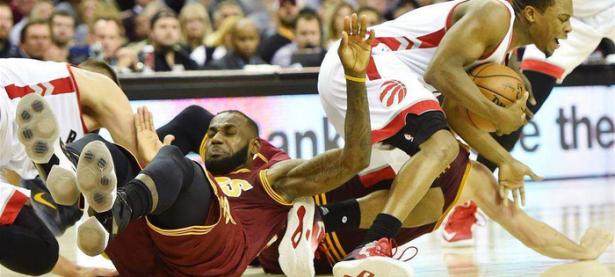 开云体育平台-包含「猛龙横扫活塞」改写为「猛龙一路悬停主场」的词条