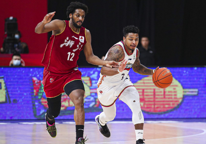 昆汀-皮特森协助球队取胜的简单介绍