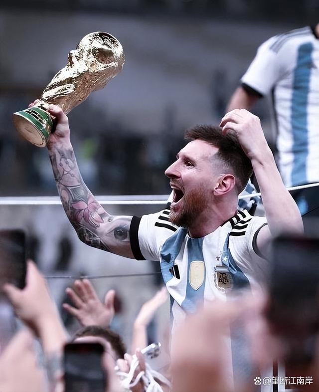 阿根廷队在橄榄球赛事中取得巨大成功 阿根廷队在橄榄球赛事中取得巨大成功