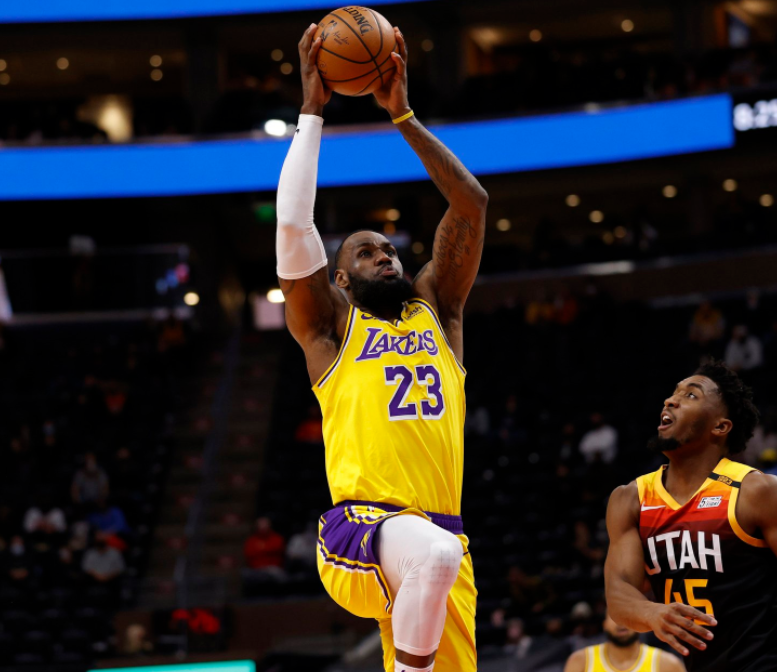 步行者患大范甘迪带伤作战伤势或影响季后赛表现的简单介绍 步行者患大范甘迪带伤作战伤势或影响季后赛表现的简单介绍