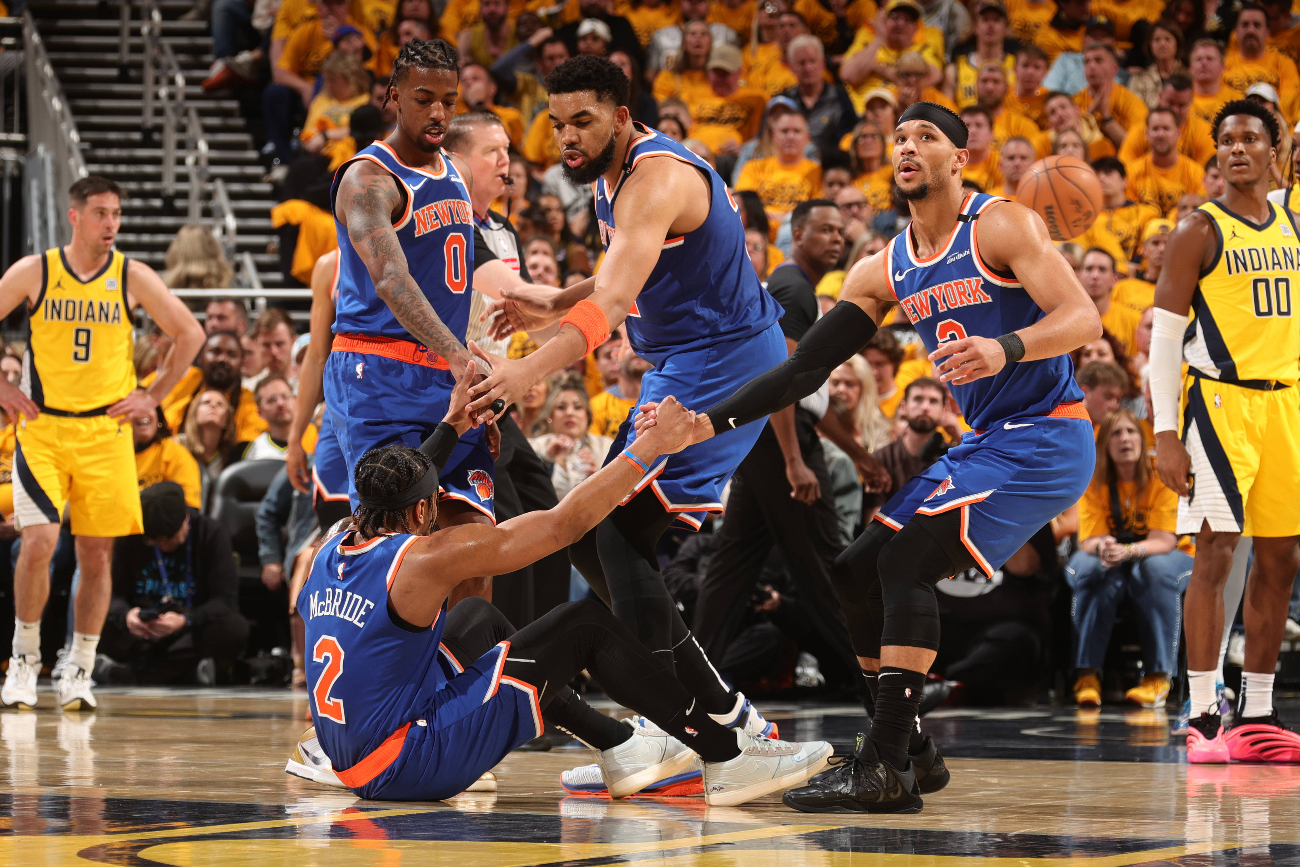 步行者患大范甘迪带伤作战伤势或影响季后赛表现的简单介绍 步行者患大范甘迪带伤作战伤势或影响季后赛表现的简单介绍