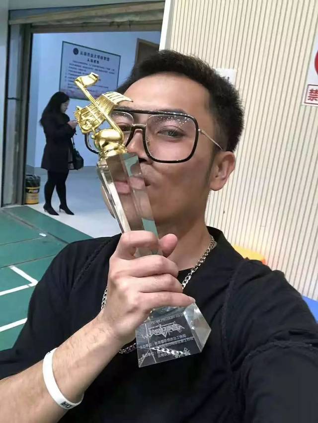 关于华南对决:深足对阵广州R&F,谁主沉浮的信息 关于华南对决:深足对阵广州R&F,谁主沉浮的信息