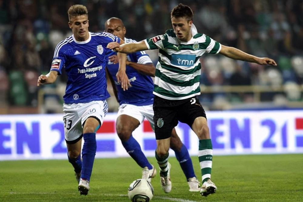 包含英格兰波黑悬念之夜,崭露头角若明若暗的词条 包含英格兰波黑悬念之夜,崭露头角若明若暗的词条