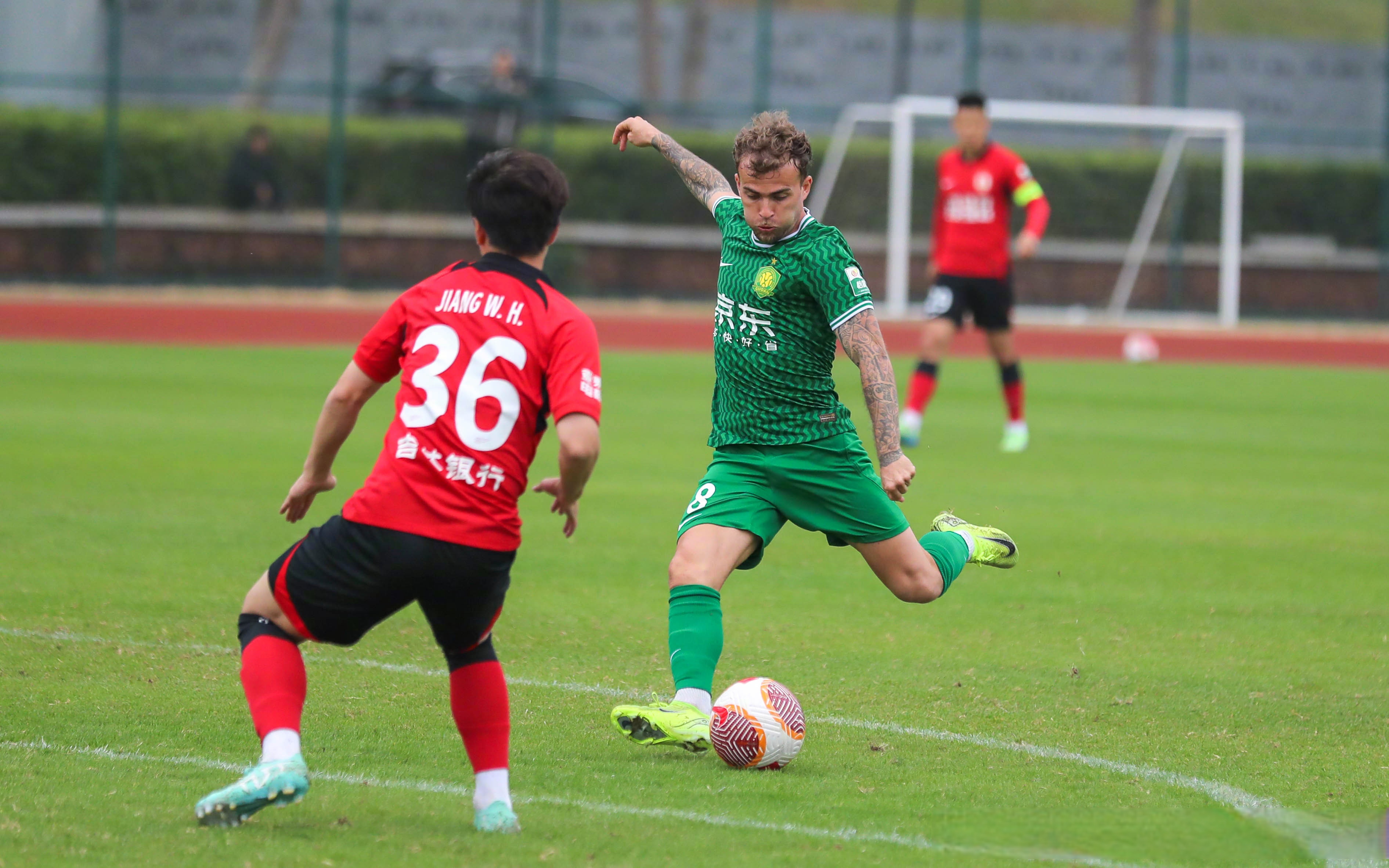 亚泰球队全力备战迎接鲁能强劲挑战 亚泰球队全力备战迎接鲁能强劲挑战