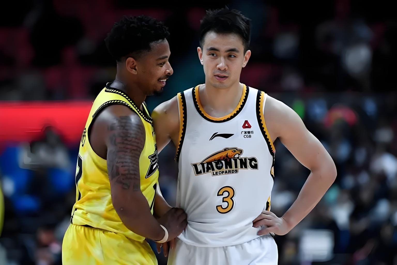 新疆男篮外援助球队取胜，表现抢眼