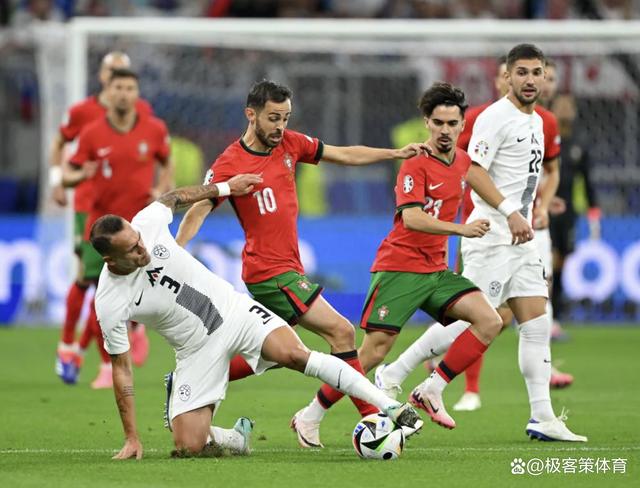 包含克罗地亚小胜斯洛文尼亚,继续领跑小组的词条 包含克罗地亚小胜斯洛文尼亚,继续领跑小组的词条