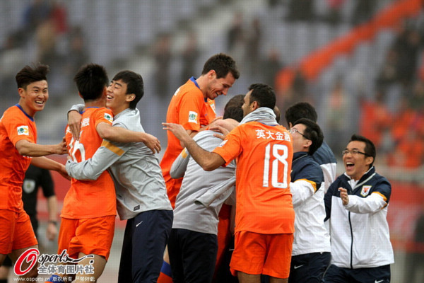 鲁能客场大胜,秋季赛程开门红 鲁能客场大胜,秋季赛程开门红