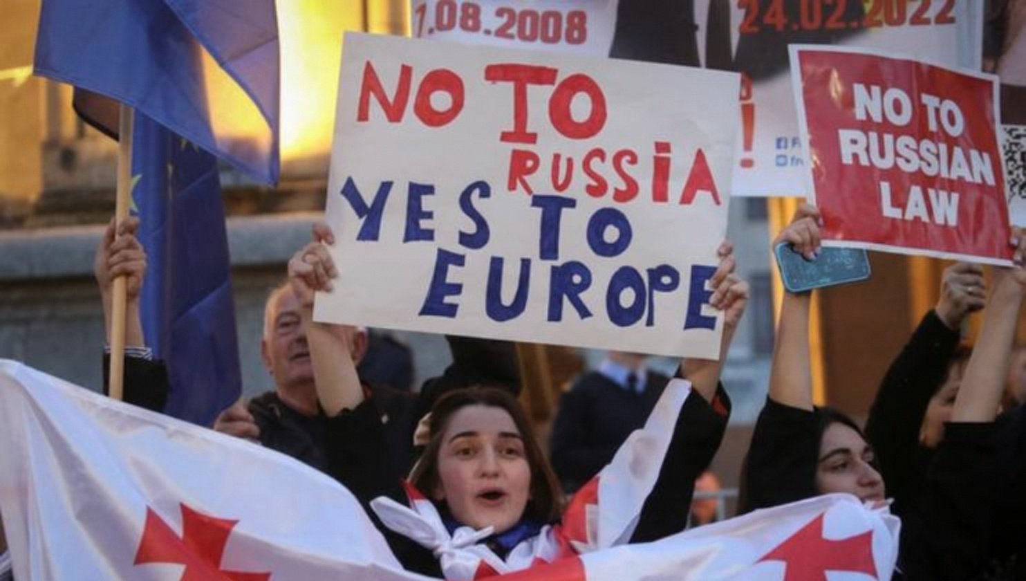 格鲁吉亚队在比赛中控制局面，取得胜利