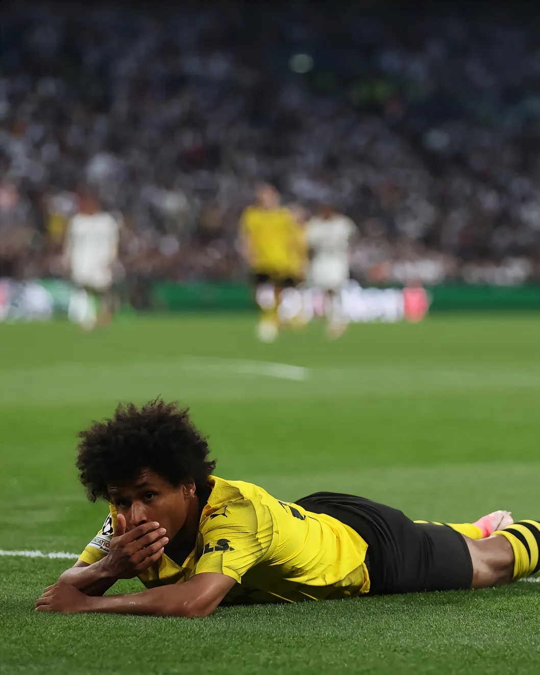 关于多特蒙德遭遇挑战，险胜对手斩获三分的信息