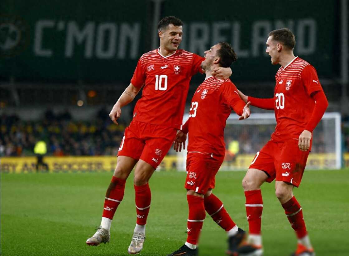 利物浦前锋连续入球，成为焦点人物