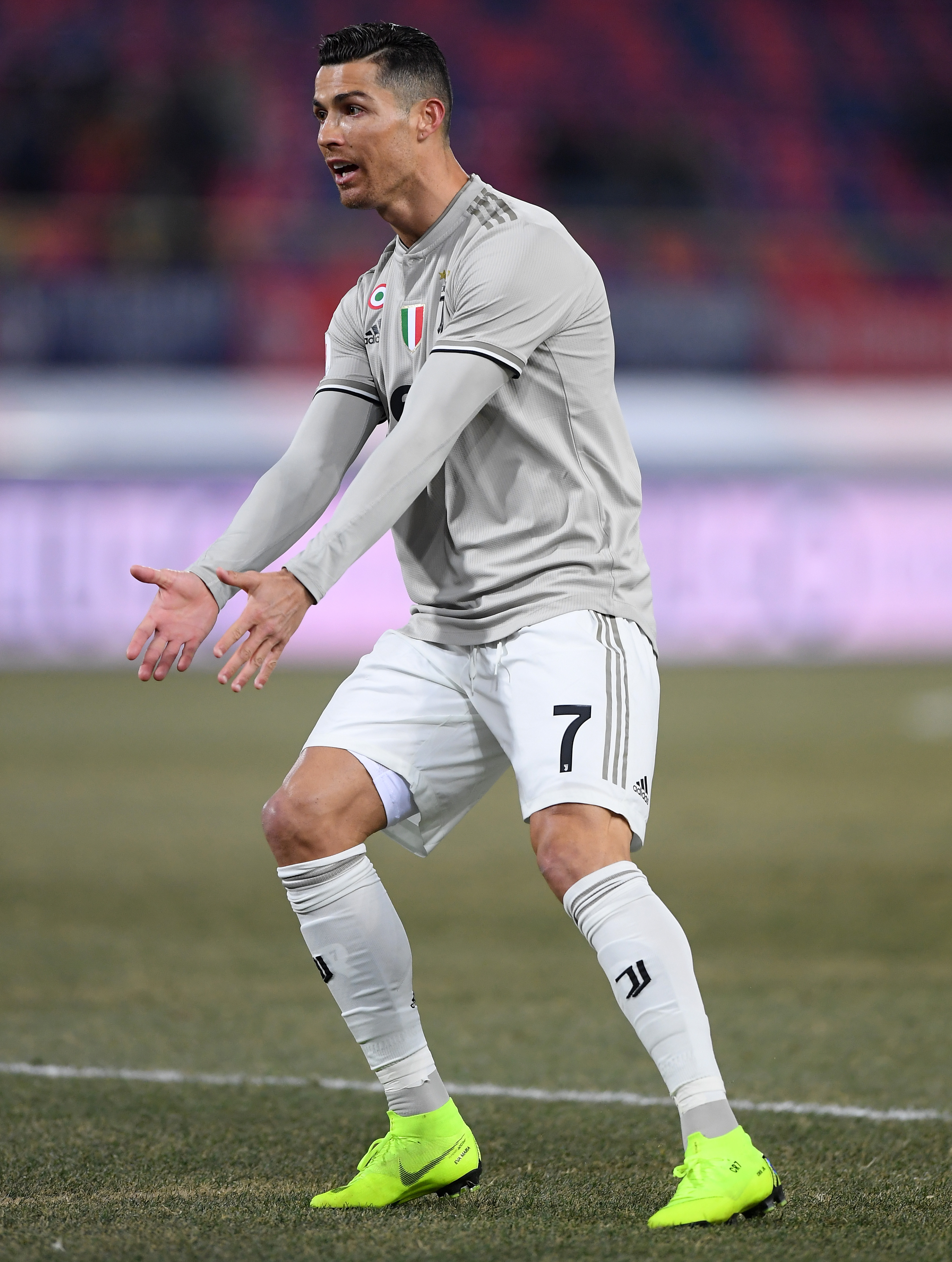 关于尤文图斯宣布晋级，晋级前景看好的信息